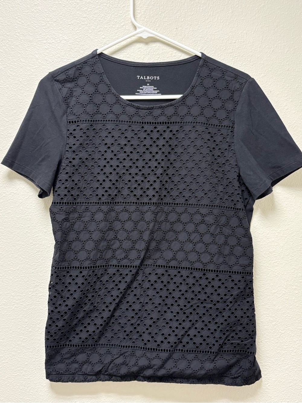 Talbots Women’s M Black Solid Knit Eyelet Embroidered Crew Neck Tee Top